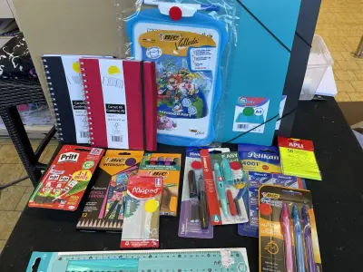 Set kantoor/schoolmateriaal – kavel bij Openbare Verkopen, Brugge