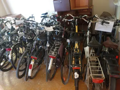 22x Diverse fietsen – kavel bij Openbare Verkopen, Ruiselede