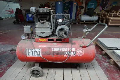 Compressor Fini – kavel bij Openbare Verkopen, Anzegem