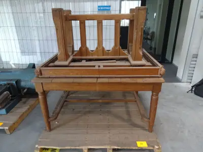 2x Houten tafel – kavel bij Openbare Verkopen, Anzegem