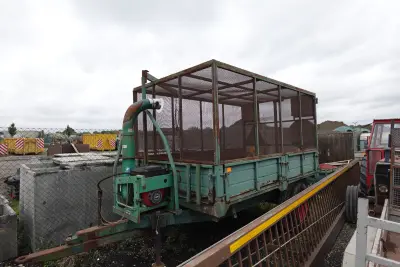 Aanhangwagen met opbouw – kavel bij Openbare Verkopen, Anzegem
