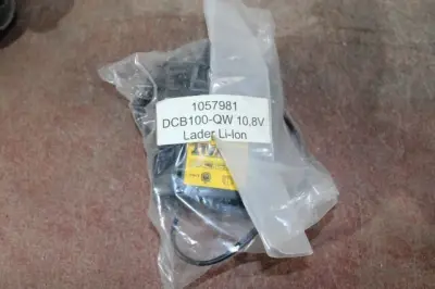 Dewalt DCB100-QW 10,8V Lader – kavel bij Openbare Verkopen, Ruddervoorde