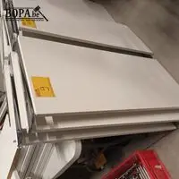 Legplanken voor winkelrek. 5 stuks – kavel bij BOPA Auctions, Ieper