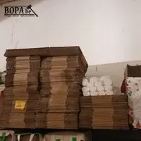 Kartonnen verpakkingsdozen – kavel bij BOPA Auctions, Ieper