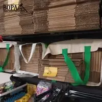 Kartonnen verpakkingsdozen – kavel bij BOPA Auctions, Ieper
