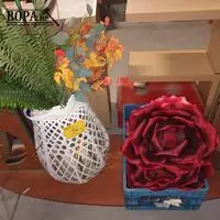 Kunstplanten en bloemen – kavel bij BOPA Auctions, Ieper