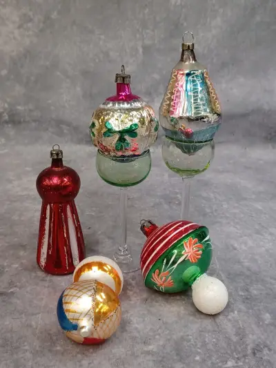 Set vintage van 5 glazen kerstornamenten – kavel bij De Kringwinkel, Gent