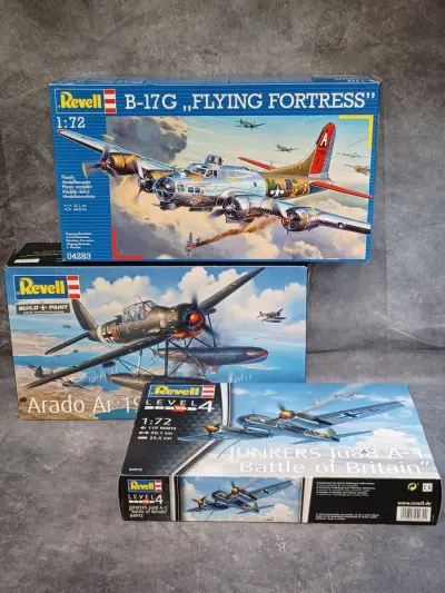 Set van 3 Revell modelbouwdozen – Vliegtuigen uit de tweede wereldoorlog – kavel bij De Kringwinkel, Gent
