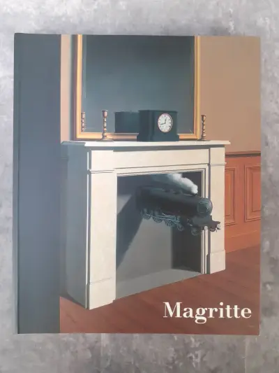 Boek: Magritte – kavel bij De Kringwinkel, Gent