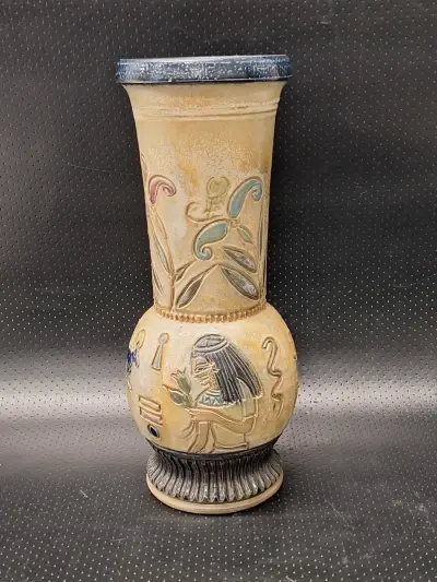 Belgische Art Deco steengoed vaas van Roger Guerin in de Egyptian Revival-stijl – kavel bij De Kringwinkel, Gent