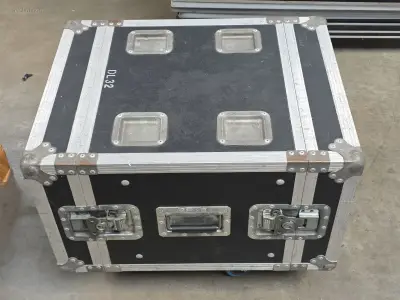 Draagbare flight case 19” NN – kavel bij Auctim, Aartselaar