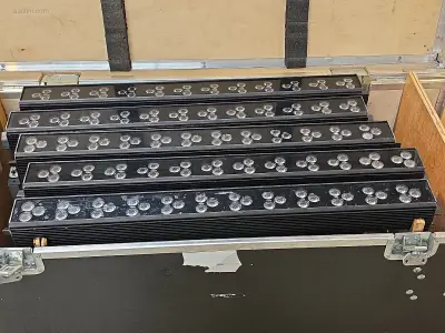 (10x) Led strips Pixelbar 36 – kavel bij Auctim, Aartselaar