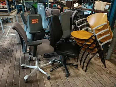 Ca. 19x Bureaustoel – kavel bij Onlineveilingmeester, Assen
