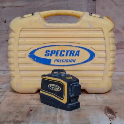 Bouwlaser met statief Spectra, LT58 – kavel bij Onlineveilingmeester, Smilde