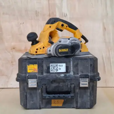 Elektrische schaaf DeWalt, D26500-qs – kavel bij Onlineveilingmeester, Smilde