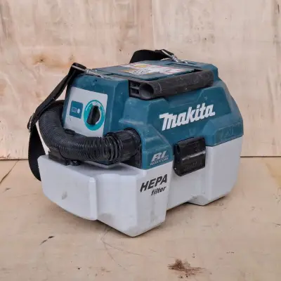 Accu stofzuiger Makita, dvc750l, bouwjaar 2020 – kavel bij Onlineveilingmeester, Smilde