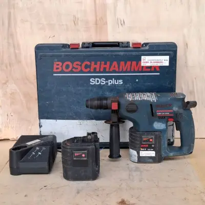 Accu klopboormachine Bosch, GBH 24 VFR, bouwjaar 2003 – kavel bij Onlineveilingmeester, Smilde