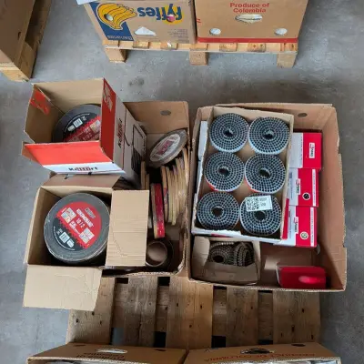 Partij snelbouwschroeven en kokomoband – kavel bij Onlineveilingmeester, Smilde