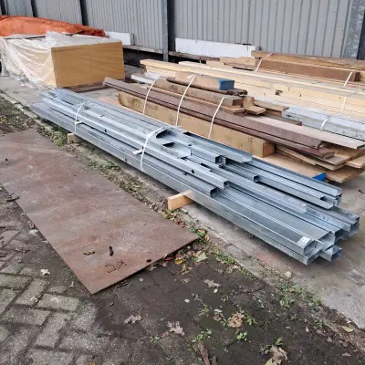 Partij diverse snelbouwprofielen – kavel bij Onlineveilingmeester, Smilde