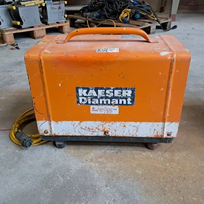Draagbare zuigercompressor, Keaser, Diamant 300 W, 1998 – kavel bij Onlineveilingmeester, Smilde