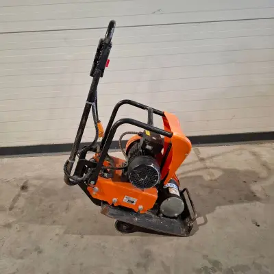 Trilplaat - 14kN - 230V, Euro Shatal, PC1443E, 2016 – kavel bij Onlineveilingmeester, Heerenveen