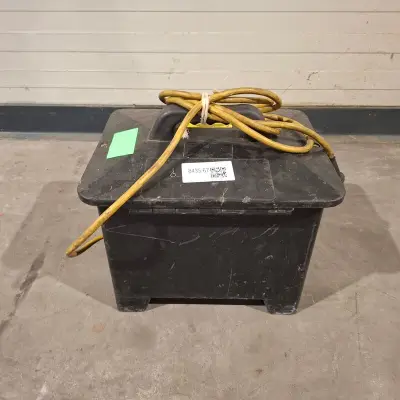 Scheidingstransformator 230V 2500VA, Elspro, Aachen 3980002, 2018 – kavel bij Onlineveilingmeester, Heerenveen