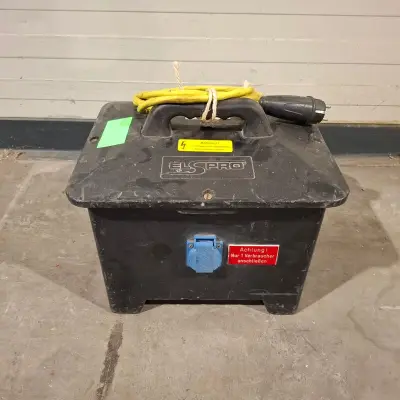Scheidingstransformator 230V 2500VA, Elspro, Aachen 3980002, 2012 – kavel bij Onlineveilingmeester, Heerenveen