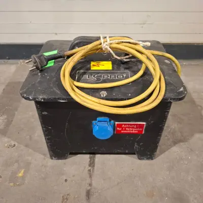 Scheidingstransformator 230V 2500VA, Elspro, Aachen 3980002, 2011 – kavel bij Onlineveilingmeester, Heerenveen