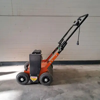 Verticuteermachine 40cm 220V, Eliet, E 401 Electric, 2019 – kavel bij Onlineveilingmeester, Heerenveen