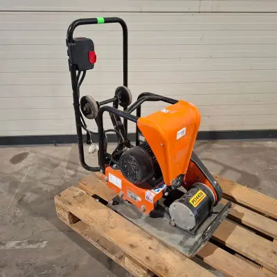 Trilplaat - 14kN - 230V, Euro ShatalEuro Shatal, PC1443EPC1443E, 20242021 – kavel bij Onlineveilingmeester, Heerenveen