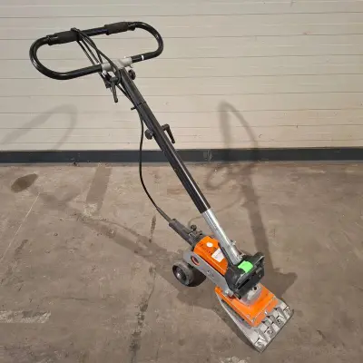 Tapijtstripper - 230V, Uzin Utz / Wolff, Duro-Stripper, 2015 – kavel bij Onlineveilingmeester, Heerenveen