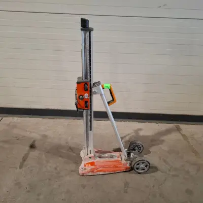 Statief diamantboormachine 250mm ~ Husqvarna, DS250, bouwjaar 2017 – kavel bij Onlineveilingmeester, Heerenveen