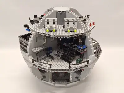 Lego Star Wars Death Star set 10188 uit 2008 – kavel bij De Kringwinkel, Gent