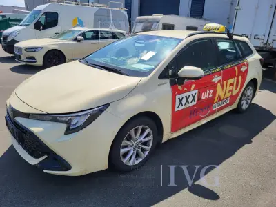 Kombilimousine TOYOTA Corolla – kavel bij IVG, Kirchlengern