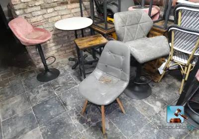 Inhoud van de kamer – kavel bij Clicpublic, Liège