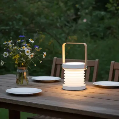 Opvouwbare en dimbare led lantaarn 20cm hoog – kavel bij GSD Auctions, Zoeterwoude