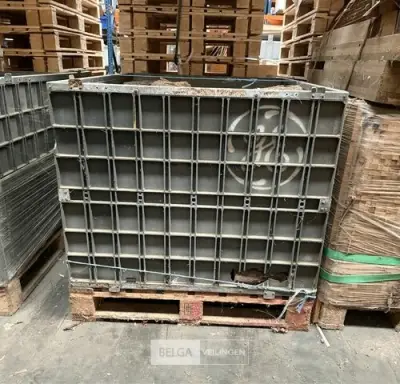 Blokken hout - Lummen – veiling bij Belga Veilingen, Lummen