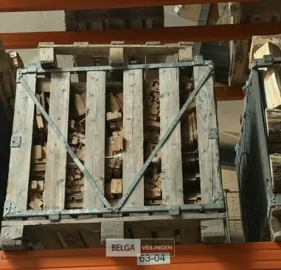 1 Palletbox den hout – kavel bij Belga Veilingen, Lummen
