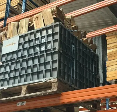 1 Palletbox den hout – kavel bij Belga Veilingen, Lummen