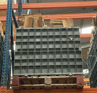 1 Palletbox den hout – kavel bij Belga Veilingen, Lummen