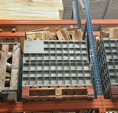 1 Palletbox den hout – kavel bij Belga Veilingen, Lummen