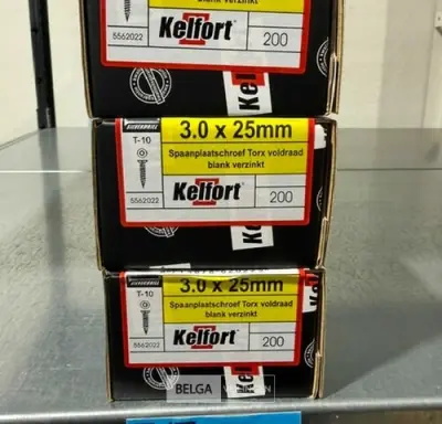 Kelfort spaanplaatschroef 3x25 torx - voldraad 3x 200st – kavel bij Belga Veilingen, Bree