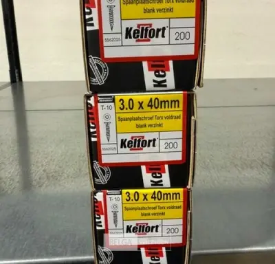 Kelfort spaanplaatschroef 3x40 torx - voldraad 3x 200st – kavel bij Belga Veilingen, Bree