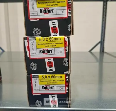 Kelfort spaanplaatschroef 5x60 PZ-2 - deeldraad 3x 100st – kavel bij Belga Veilingen, Bree