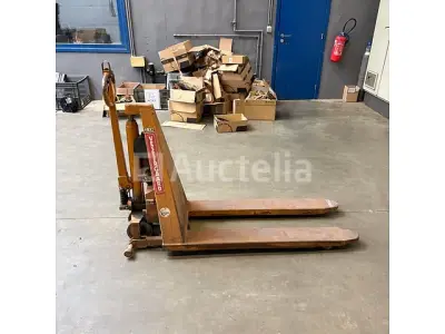 Hoogliftpallet – kavel bij Auctelia, Thimister-Clermont