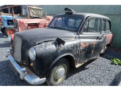 London Taxi Austin – kavel bij Auctelia, Fauvillers