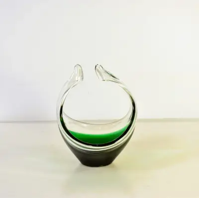 Glazen sierschaal in Murano-stijl met groen en zwart – kavel bij De Kringwinkel, Turnhout