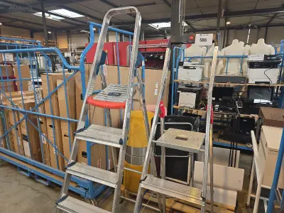 (2x) Trapladders Altrex, Highlow – kavel bij Auctim, Aartselaar