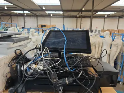 Kassasysteem Aures, HP Yuno Base 151 Black II – kavel bij Auctim, Aartselaar