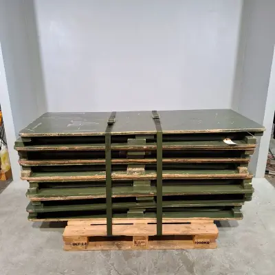 Ca. 12x Veldtafel – kavel bij Domeinen Roerende Zaken, Groningen